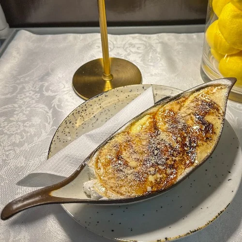 Crepe à Paraíso gratinado, especialidade da casa no Paraíso Douro em Lamego