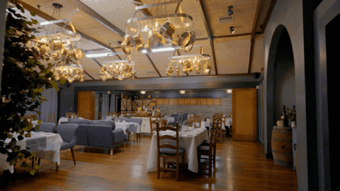 GIF de restaurante elegante